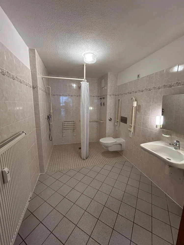 2 Zimmer Wohnung mit 68 m² in Crimmitschau – Bild 4