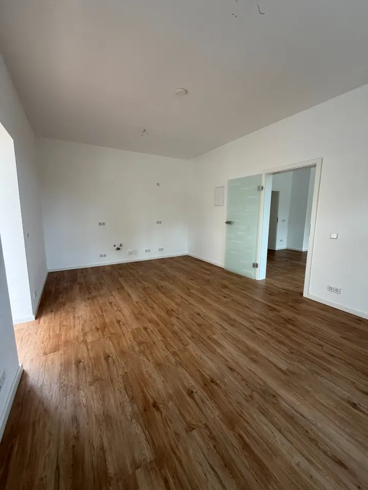 3 Zimmer Wohnung mit 131 m² in Altenburg – Bild 2