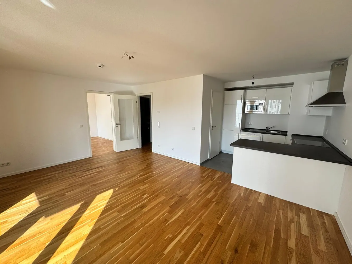 2 Zimmer Wohnung mit 57 m² in Berlin – Bild 6