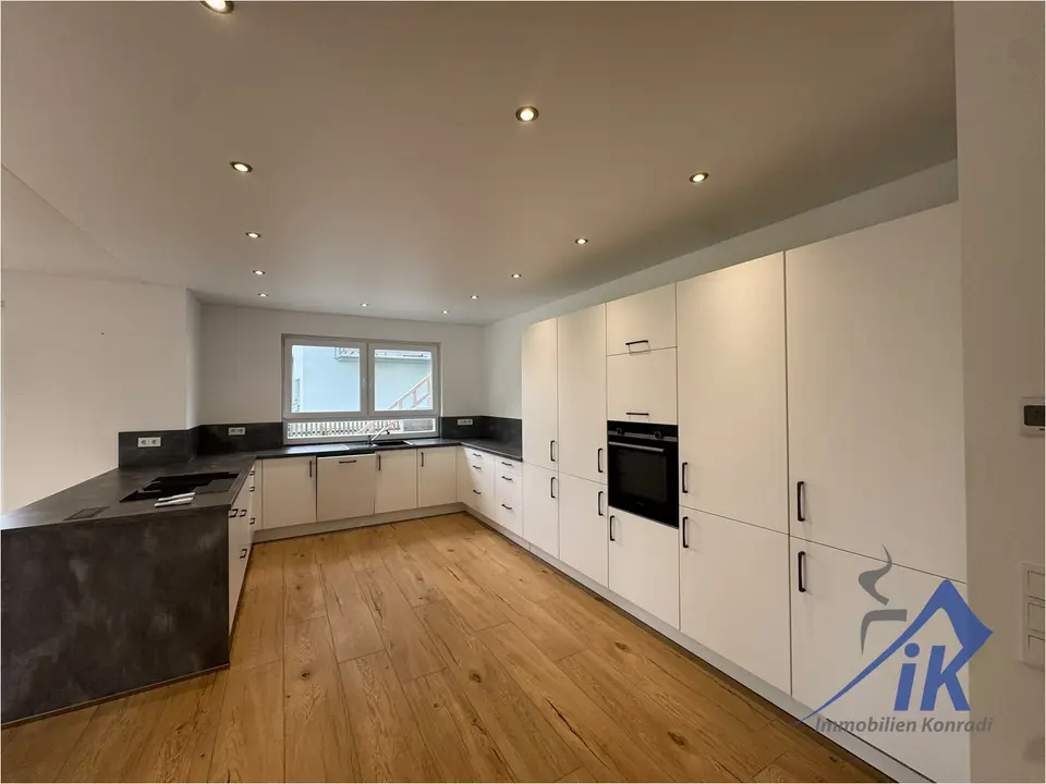 6 Zimmer Haus mit 258 m² in Saarbrücken – Bild 3