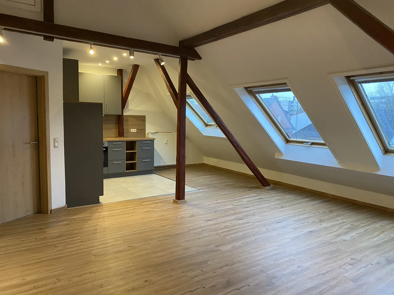 3 Zimmer Wohnung mit 85 m² in Frankfurt am Main – Bild 1