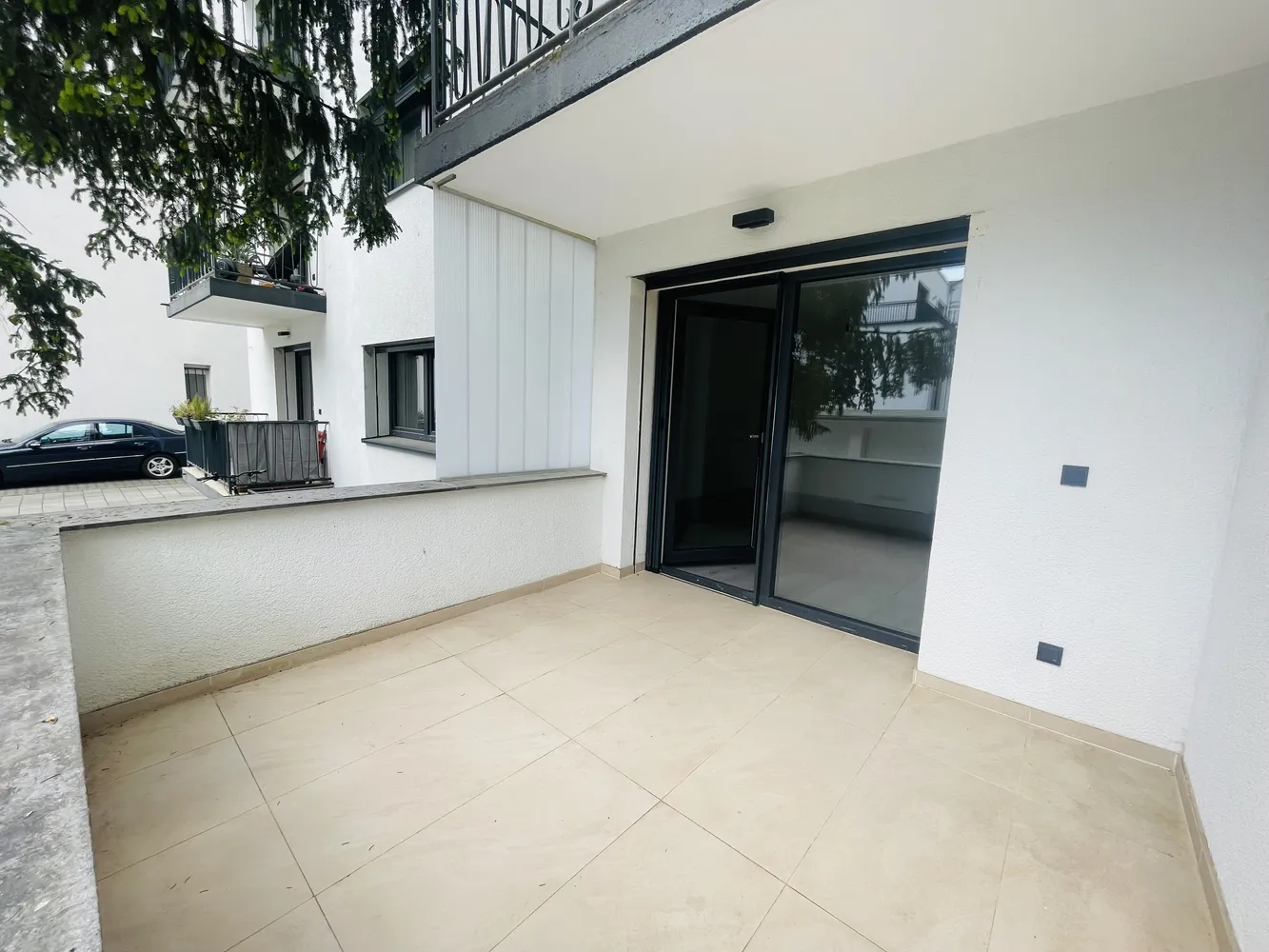 1 Zimmer Wohnung mit 53 m² in Frankfurt am Main – Bild 1