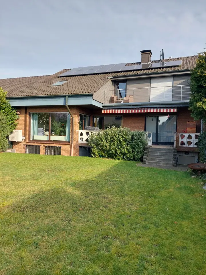 7 room house with 250 m² in Hamminkeln – Photo 5