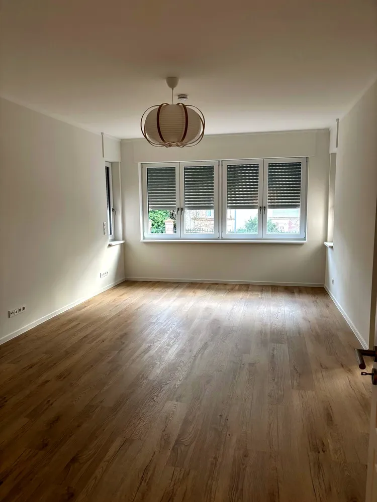 4 Zimmer Wohnung mit 133 m² in Frankfurt am Main – Bild 2