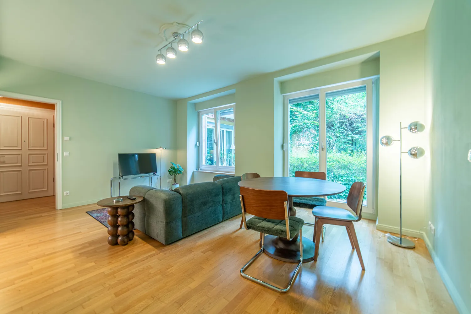2 Zimmer Wohnung mit 57 m² in Berlin – Bild 1