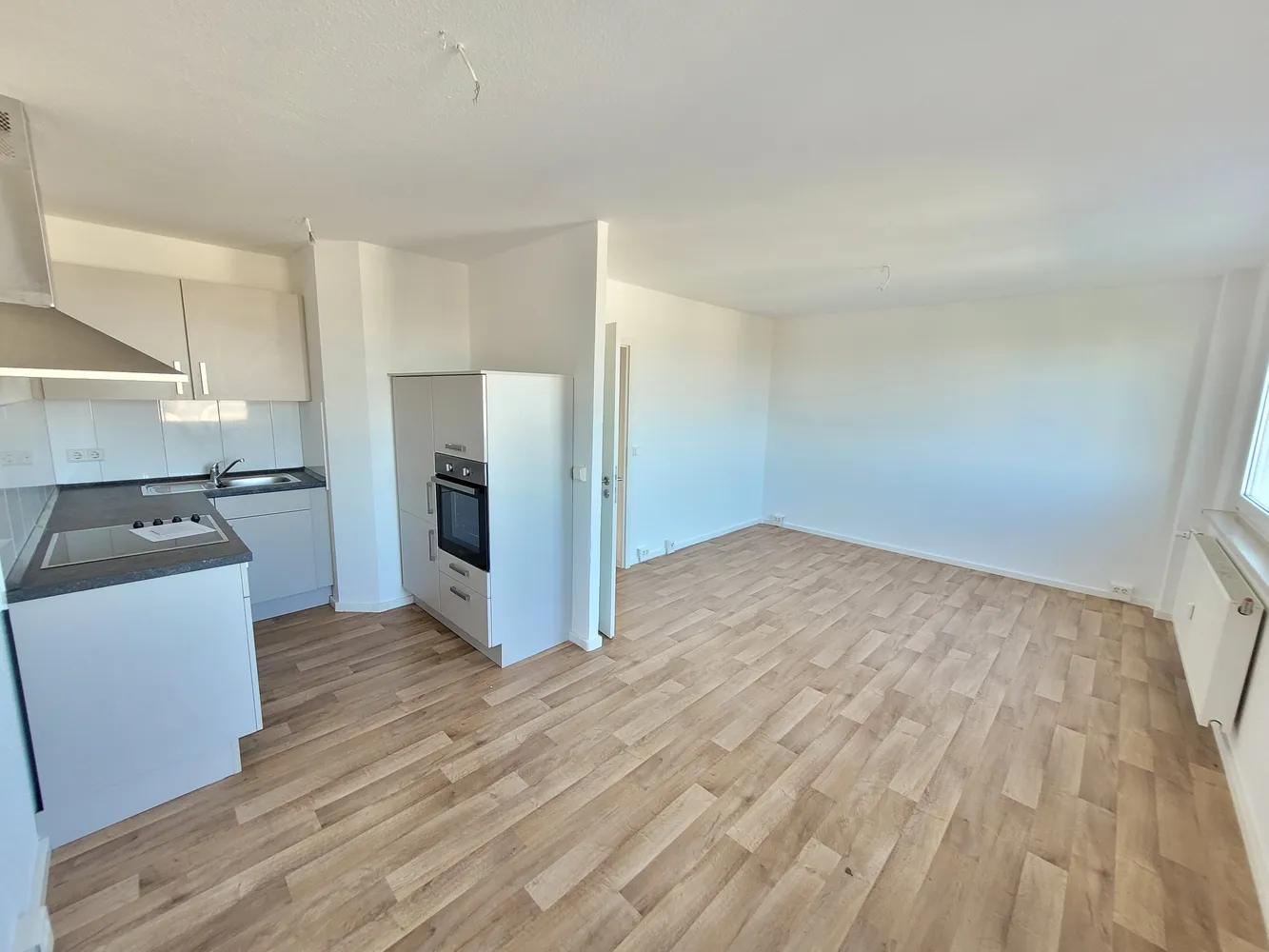 4 Zimmer Wohnung mit 60 m² in Halle (Saale) – Bild 3
