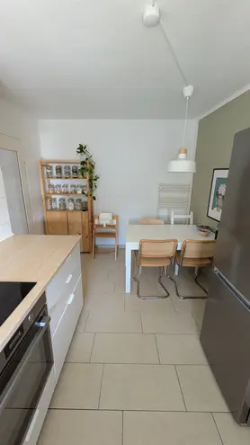 6 Zimmer Wohnung mit 106 m² in Stuttgart – Bild 2