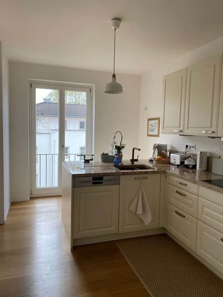 4 Zimmer Wohnung mit 182 m² in Düsseldorf – Bild 9
