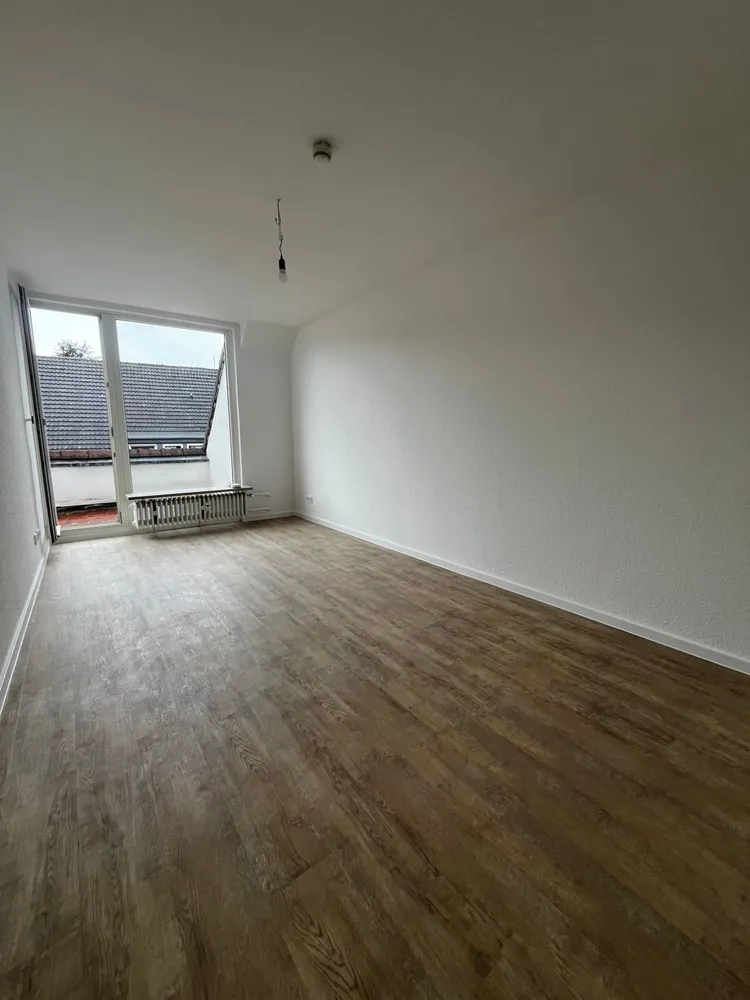 4 room apartment with 83 m² in Düsseldorf – Photo 2