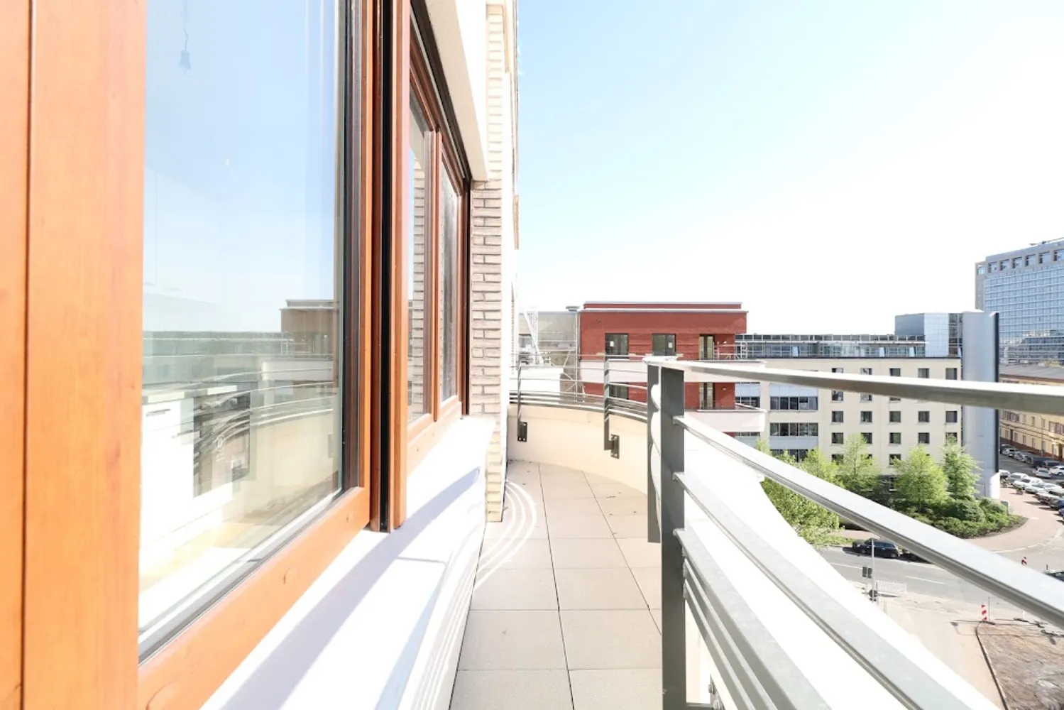 3 room apartment with 95 m² in Frankfurt am Main – Photo 4