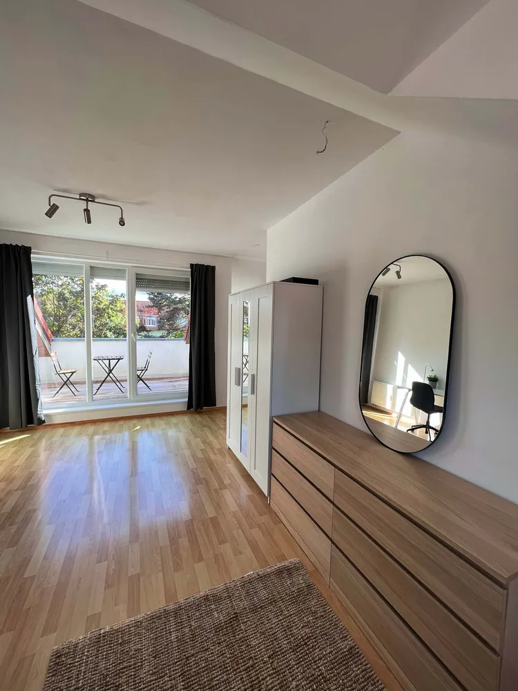 WG-Zimmer mit 21 m² in München – Bild 2