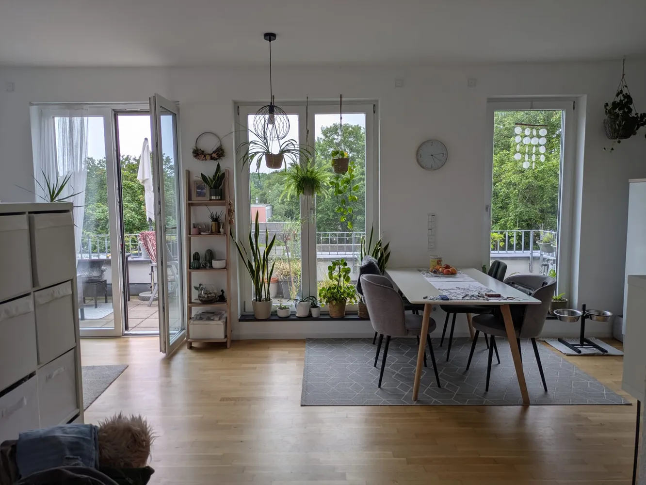 2 Zimmer Wohnung mit 72 m² in Wiesbaden – Bild 2