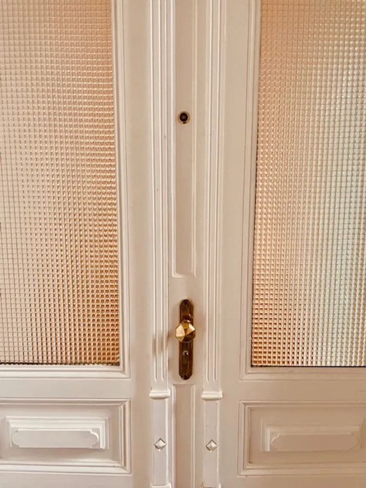 4 Zimmer Wohnung mit 105 m² in Frankfurt am Main – Bild 1
