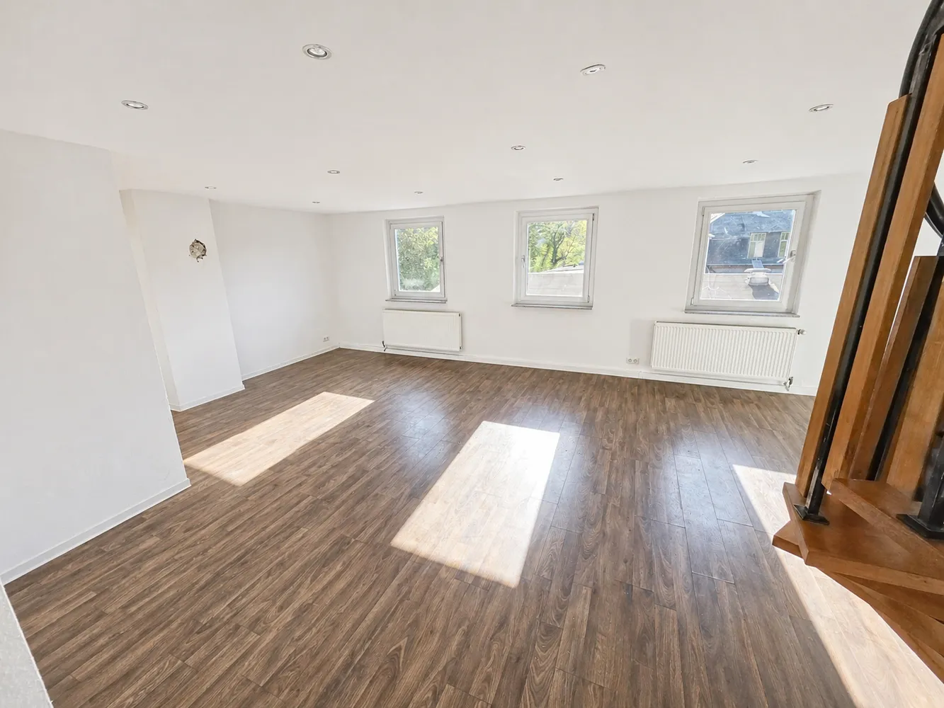 6 Zimmer Wohnung mit 150 m² in Idar-Oberstein – Bild 2