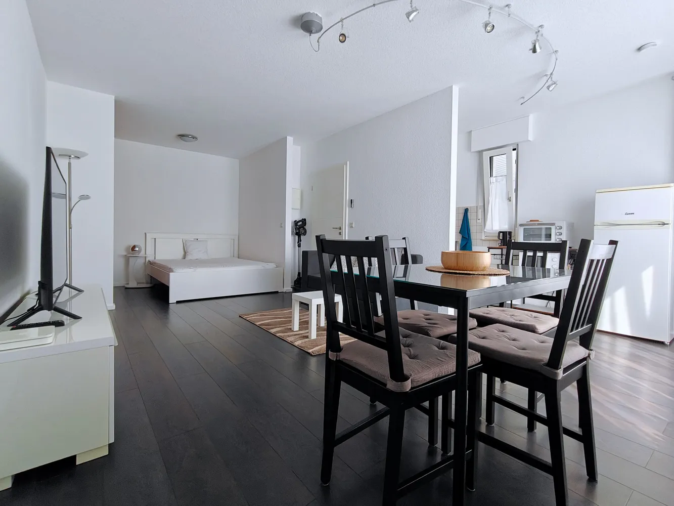 1 Zimmer Wohnung mit 36 m² in Köln – Bild 7