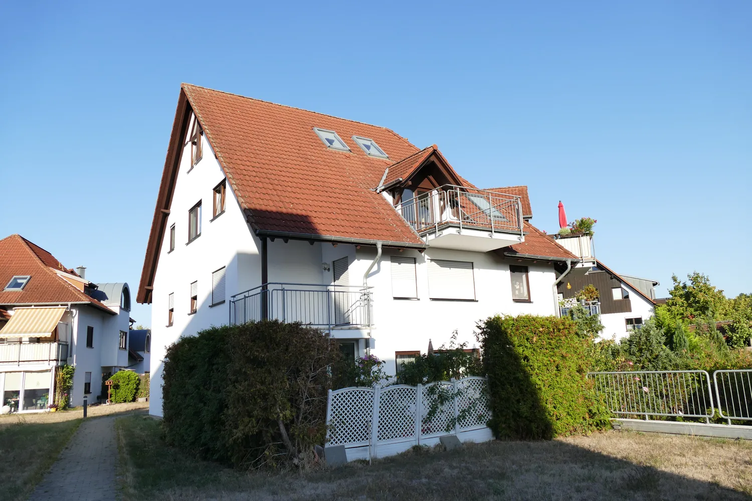 3 Zimmer Wohnung mit 98 m² in Cottbus – Bild 1