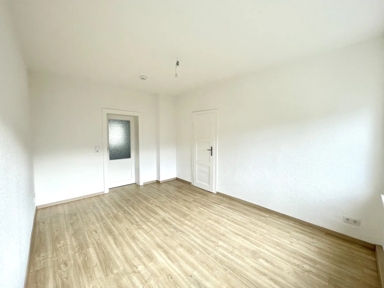 3 room apartment with 62 m² in Bitterfeld-Wolfen – Photo 2