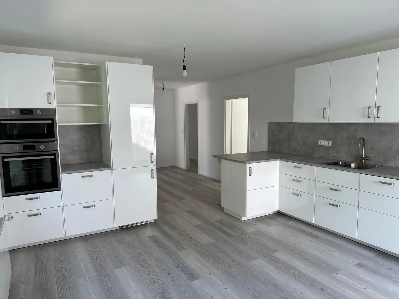 8 Zimmer Haus mit 200 m² in Dreieich – Bild 1