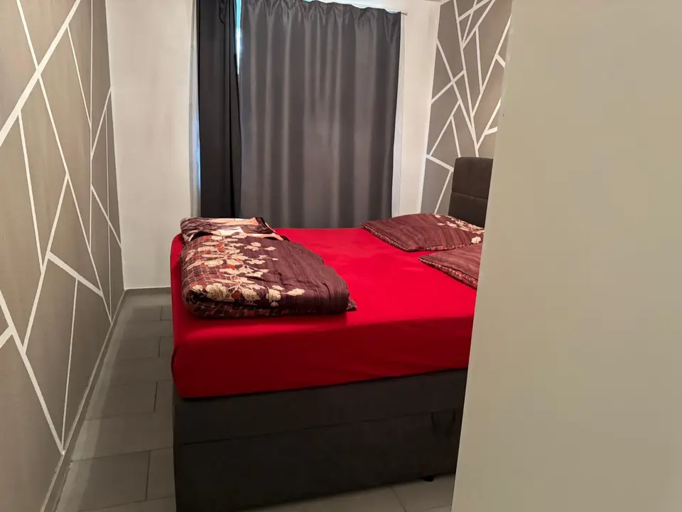 6 Zimmer Haus mit 120 m² in Neuss – Bild 1