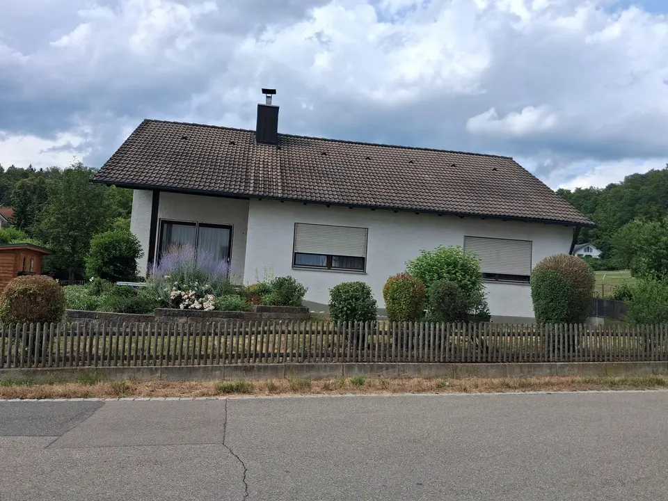 4 Zimmer Haus mit 106 m² in Augsburg – Bild 1