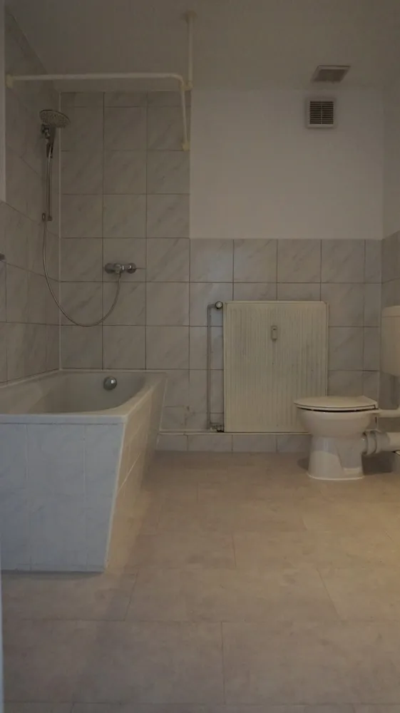 1 Zimmer Wohnung mit 70 m² in Erfurt – Bild 9