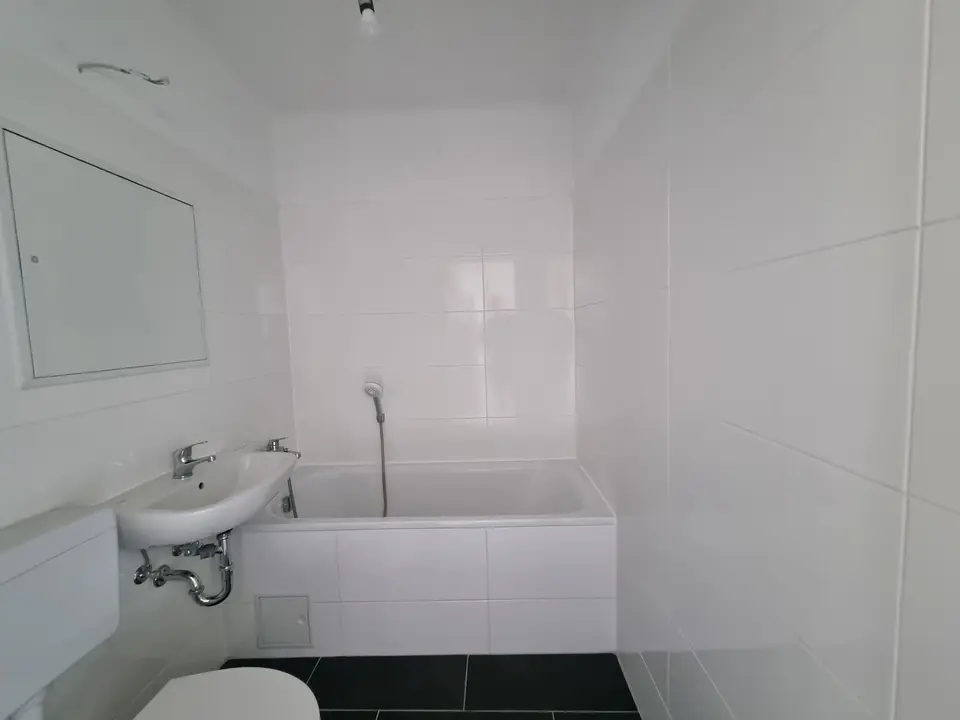 2 room apartment with 55 m² in Magdeburg – Photo 6