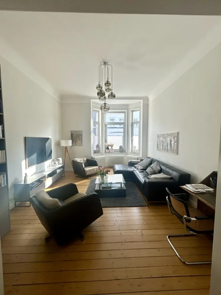 5 Zimmer Wohnung mit 130 m² in Bremen – Bild 1