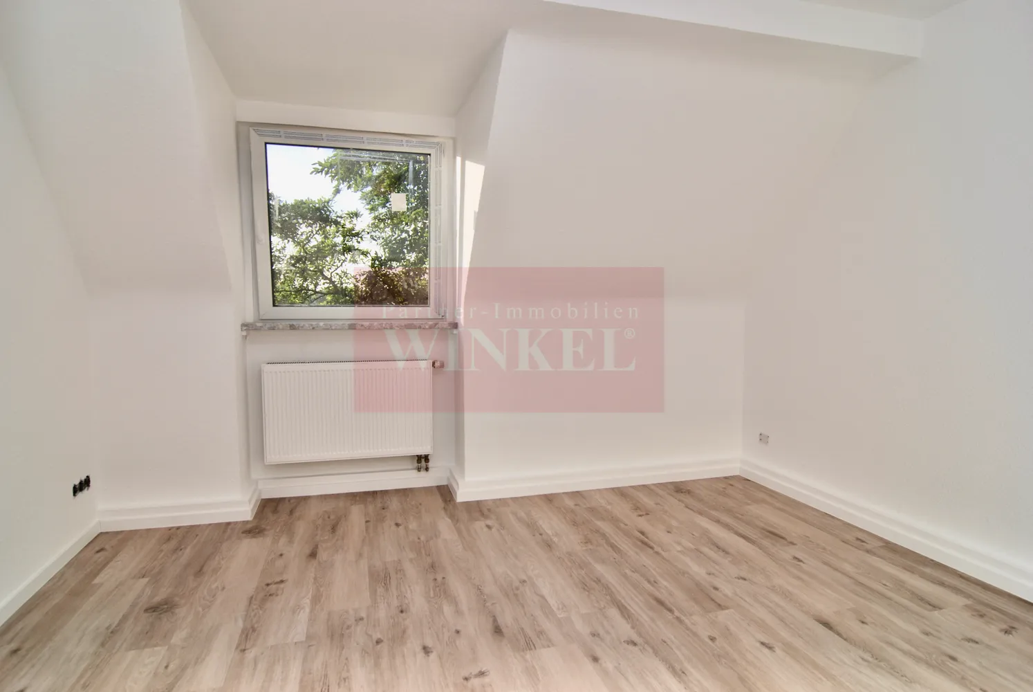 2 Zimmer Wohnung mit 42 m² in Köln – Bild 1