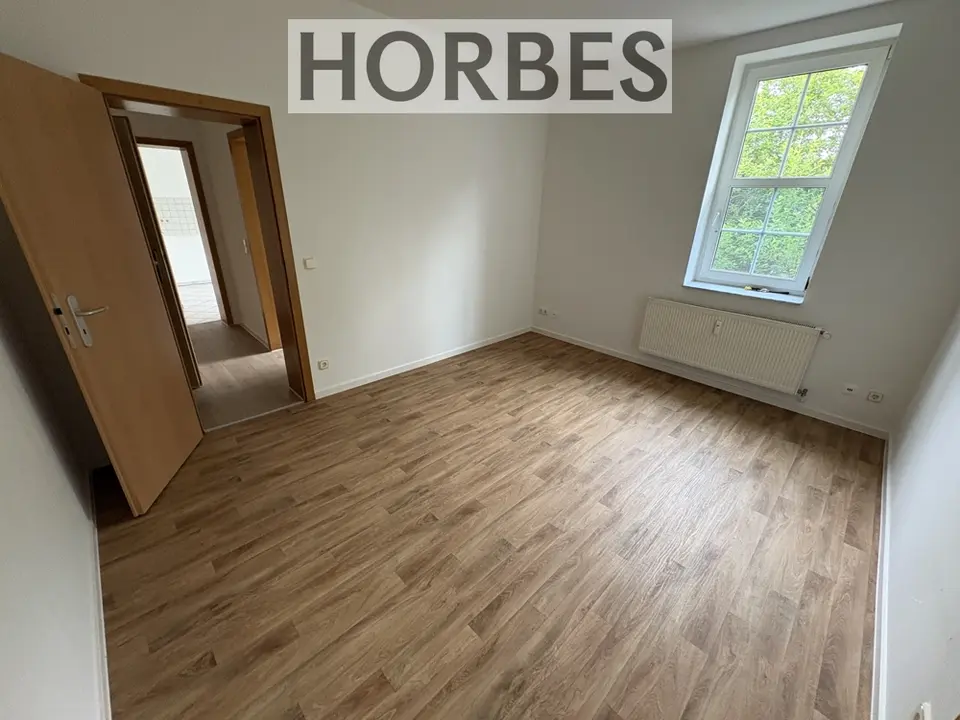 2 Zimmer Wohnung mit 42 m² in Zeitz – Bild 1