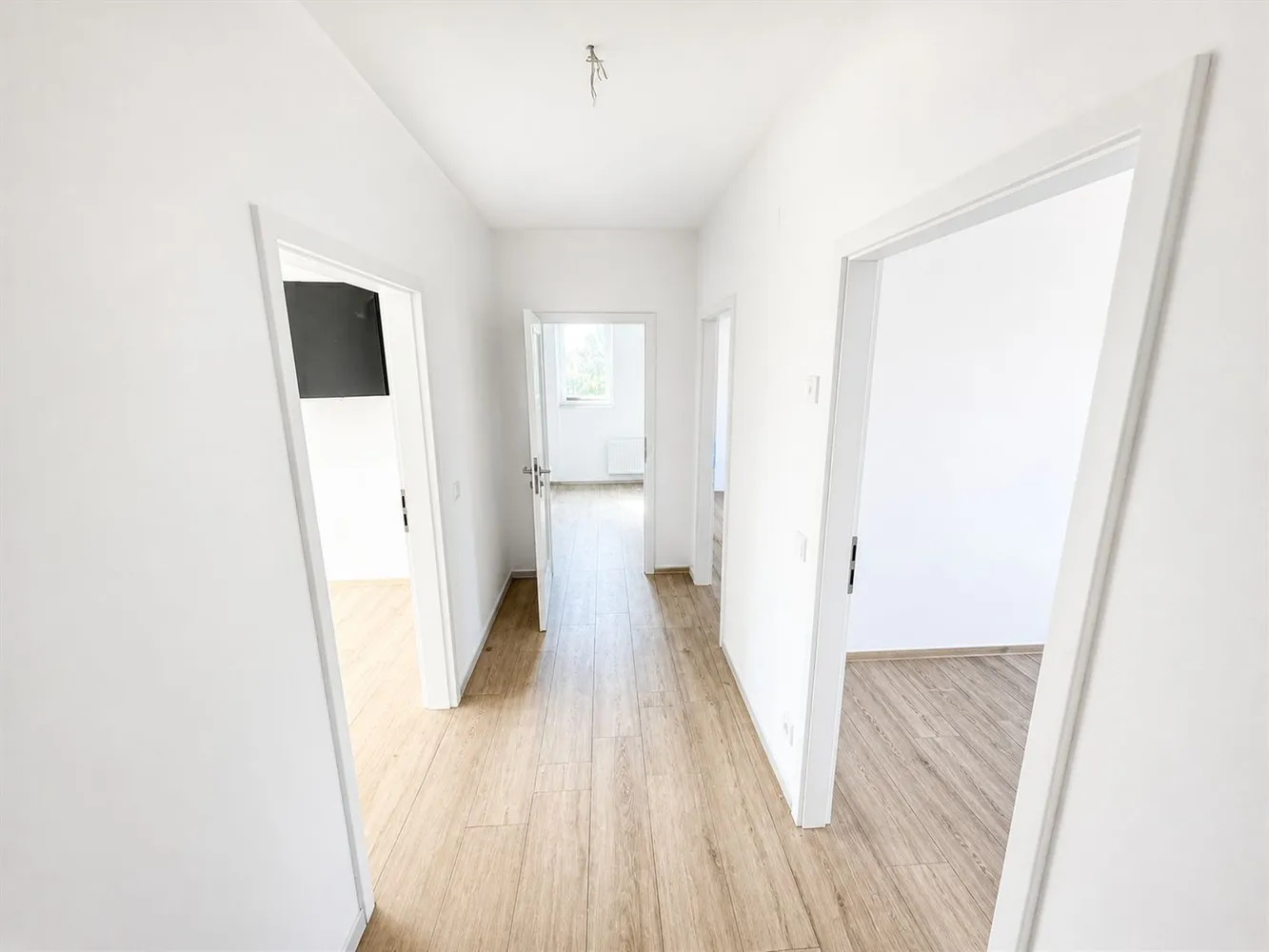 3 Zimmer Wohnung mit 81 m² in Hamburg – Bild 2