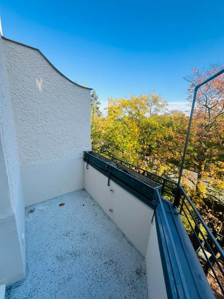 3 room apartment with 141 m² in Berlin – Photo 1