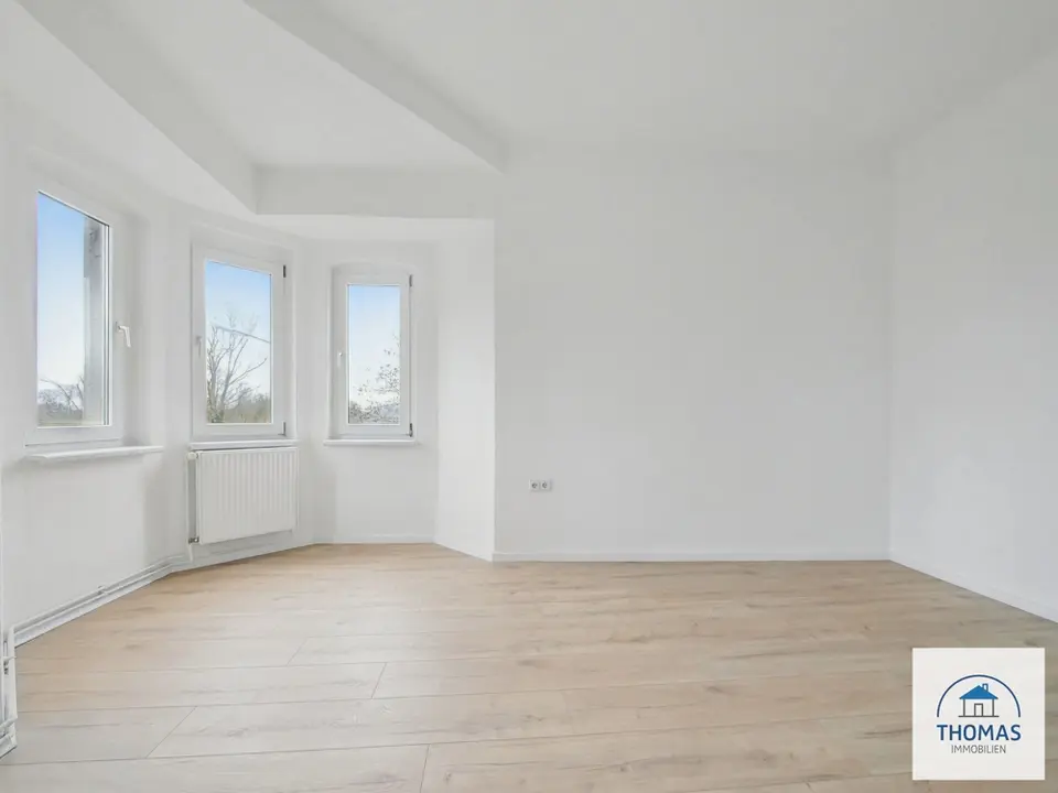 4 Zimmer Wohnung mit 103 m² in Halle (Saale) – Bild 2
