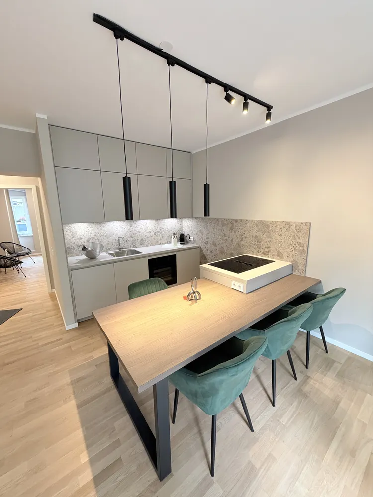 2 room apartment with 76 m² in Berlin – Photo 2