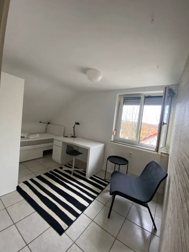WG-Zimmer mit 20 m² in Backnang – Bild 2