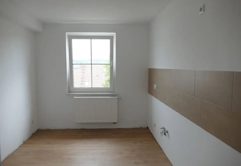 4 Zimmer Wohnung mit 100 m² in Weißenfels – Bild 8