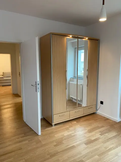 WG-Zimmer mit 60 m² in Frankfurt am Main – Bild 1
