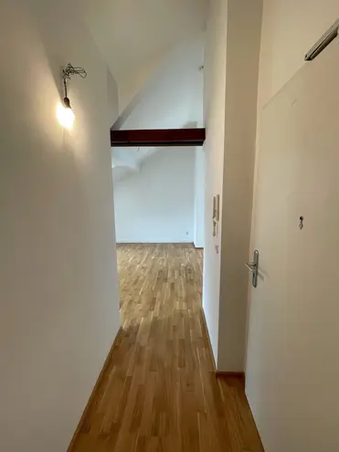 1 room apartment with 34 m² in Munich – Photo 5