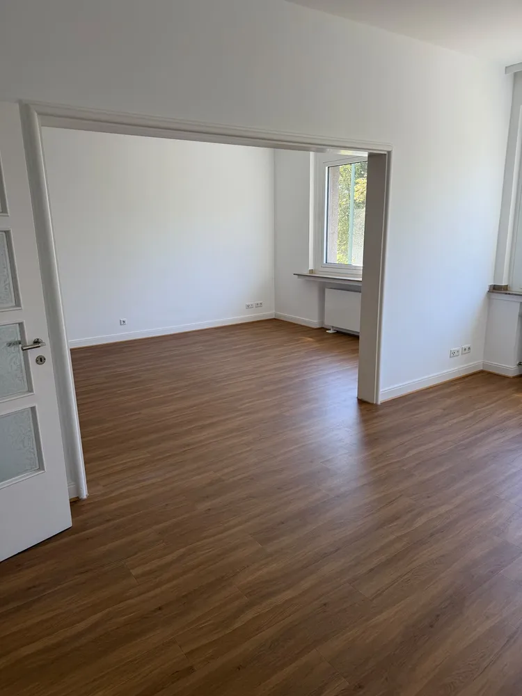 3 Zimmer Wohnung mit 98 m² in Düsseldorf – Bild 6