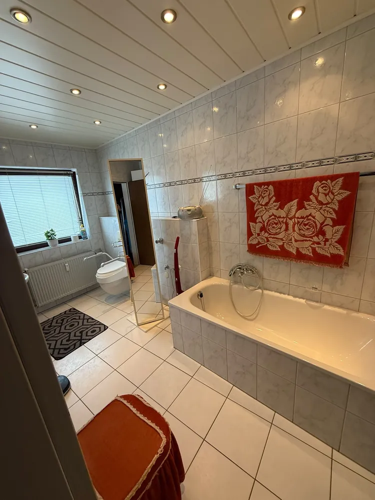 4 Zimmer Wohnung mit 90 m² in Duisburg – Bild 4