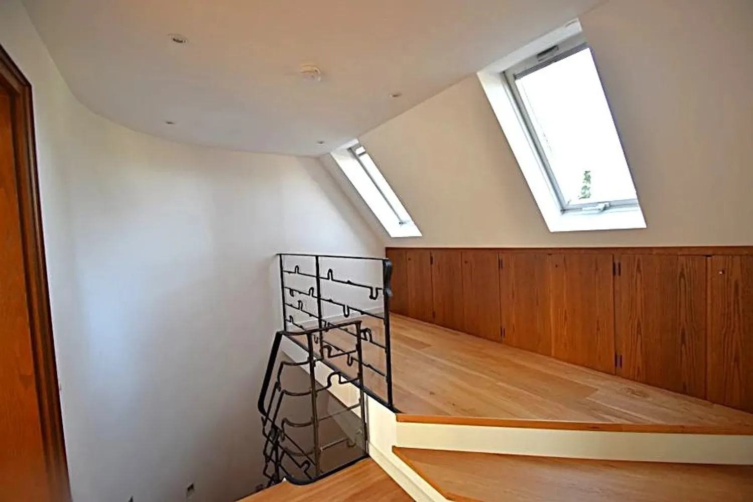 4 room apartment with 118 m² in Düsseldorf – Photo 4