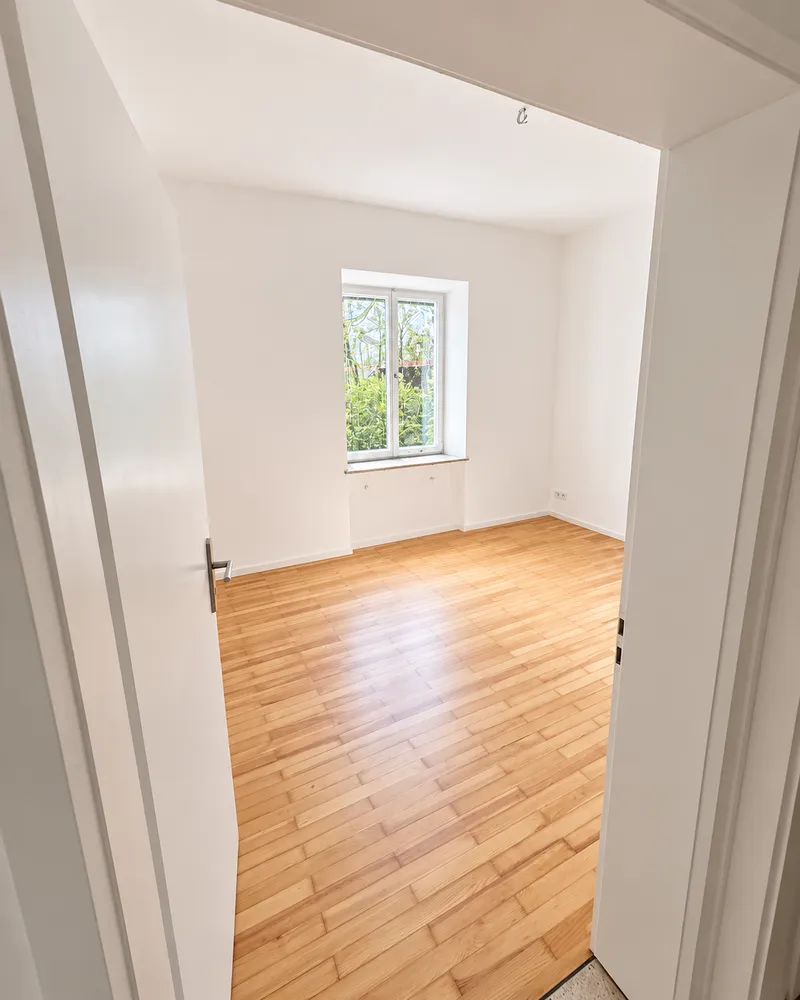 4 Zimmer Wohnung mit 103 m² in München – Bild 3