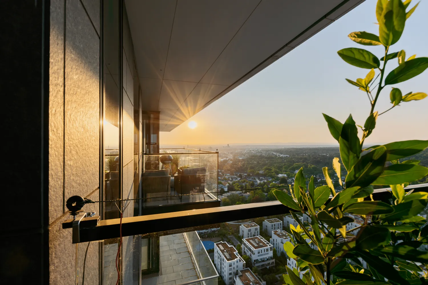 3 Zimmer Wohnung mit 270 m² in Frankfurt am Main – Bild 11