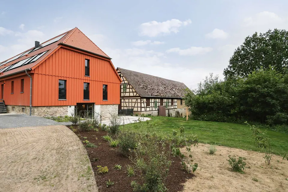 6 Zimmer Haus mit 246 m² in Mosbach – Bild 2