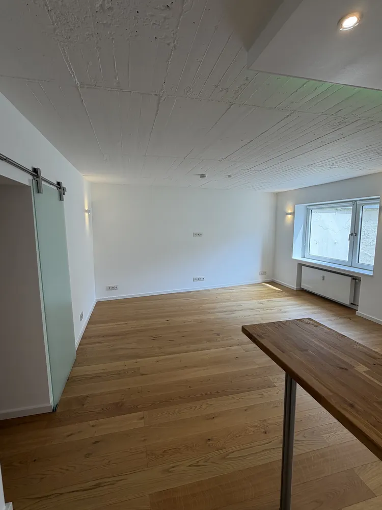 2 Zimmer Wohnung mit 65 m² in Düsseldorf – Bild 2