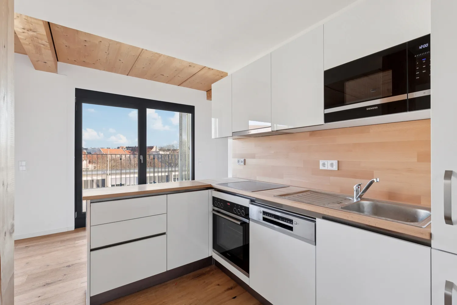 3 Zimmer Wohnung mit 104 m² in Berlin – Bild 3