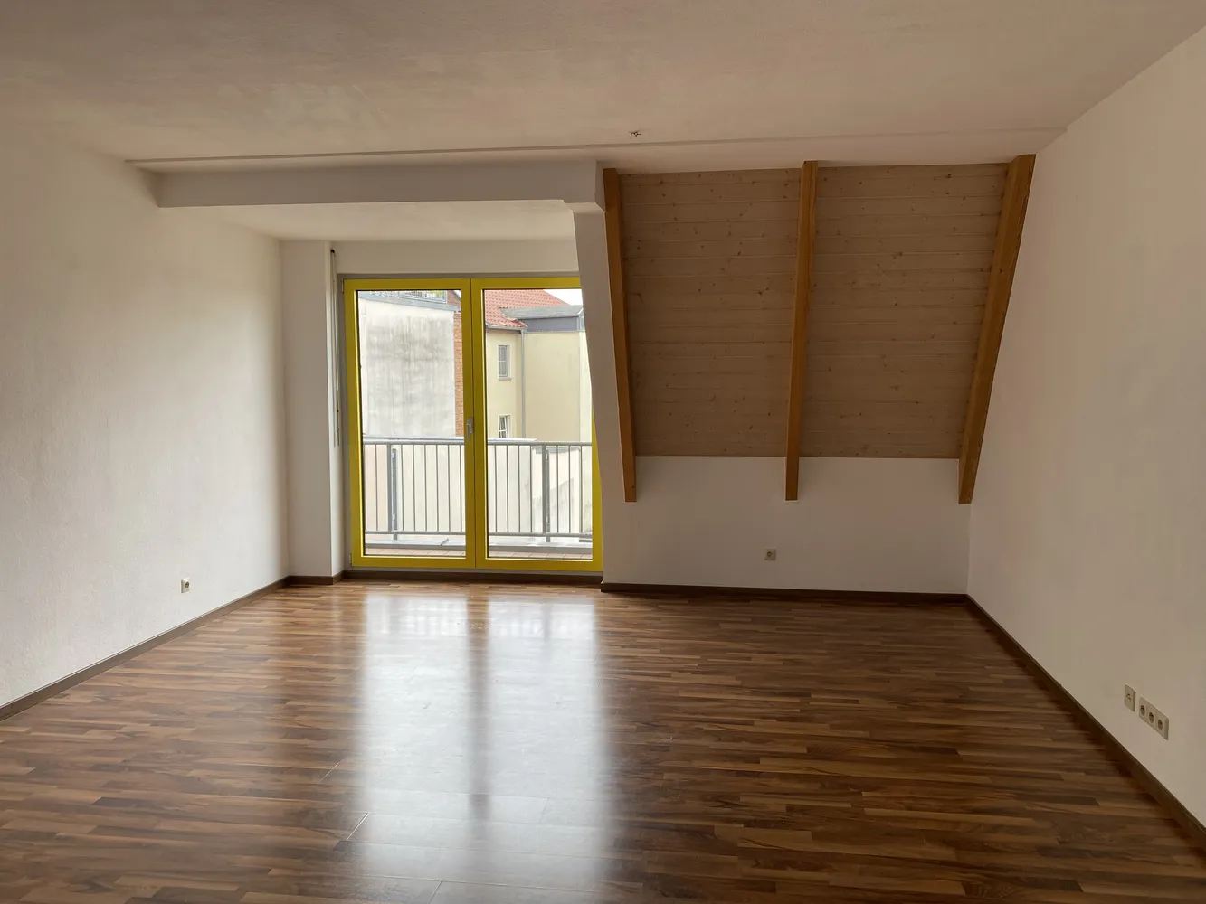 1 Zimmer Wohnung mit 50 m² in Köthen – Bild 3