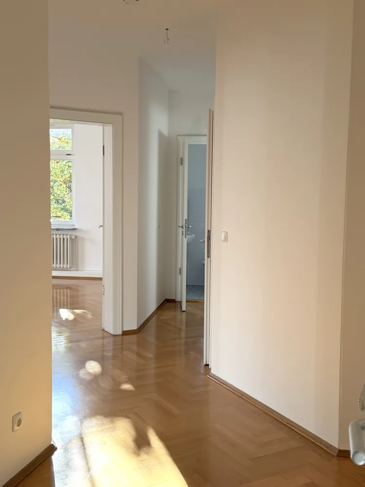 3 Zimmer Wohnung mit 83 m² in München – Bild 2