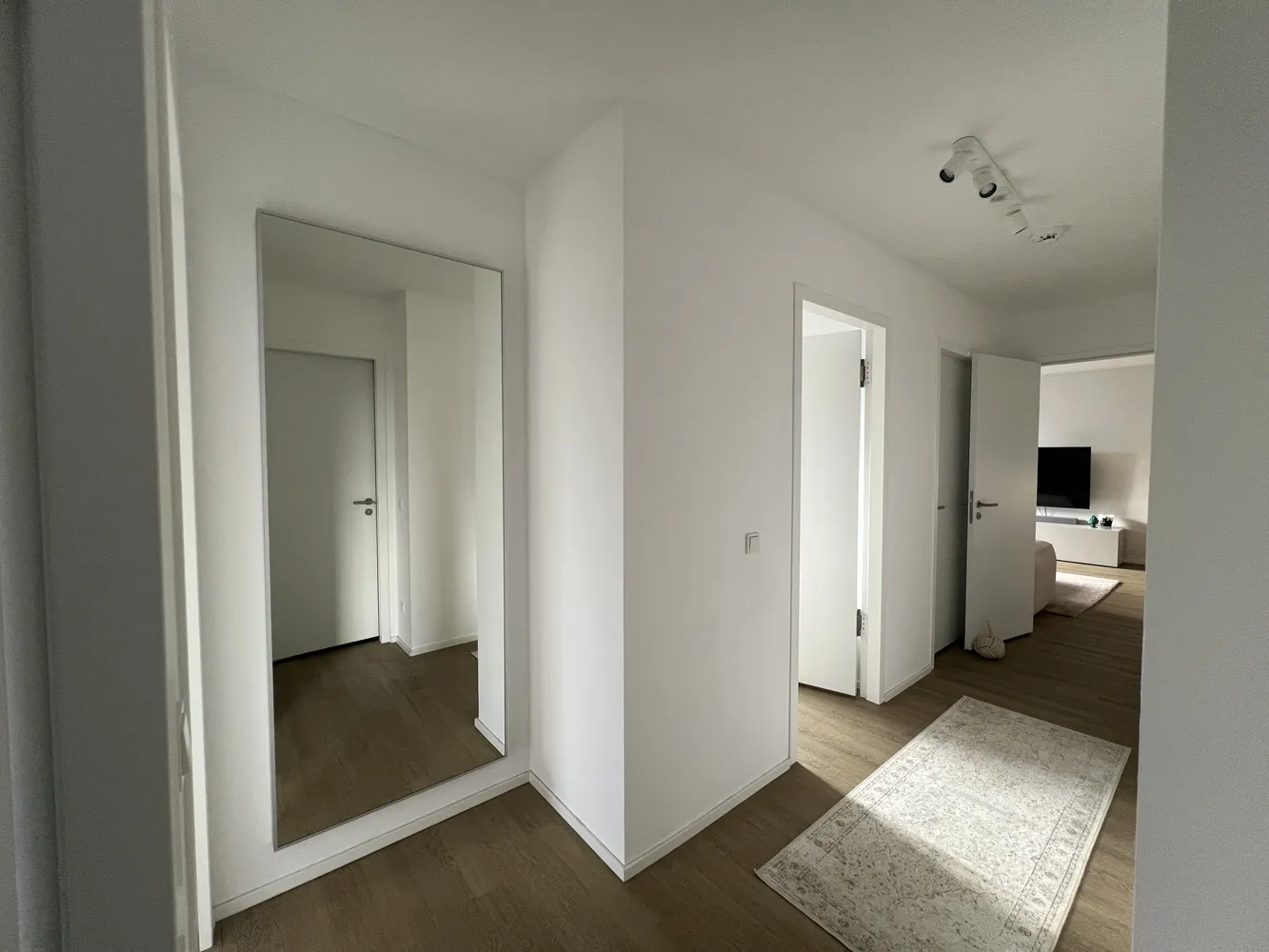 4 room apartment with 98 m² in Berlin – Photo 5