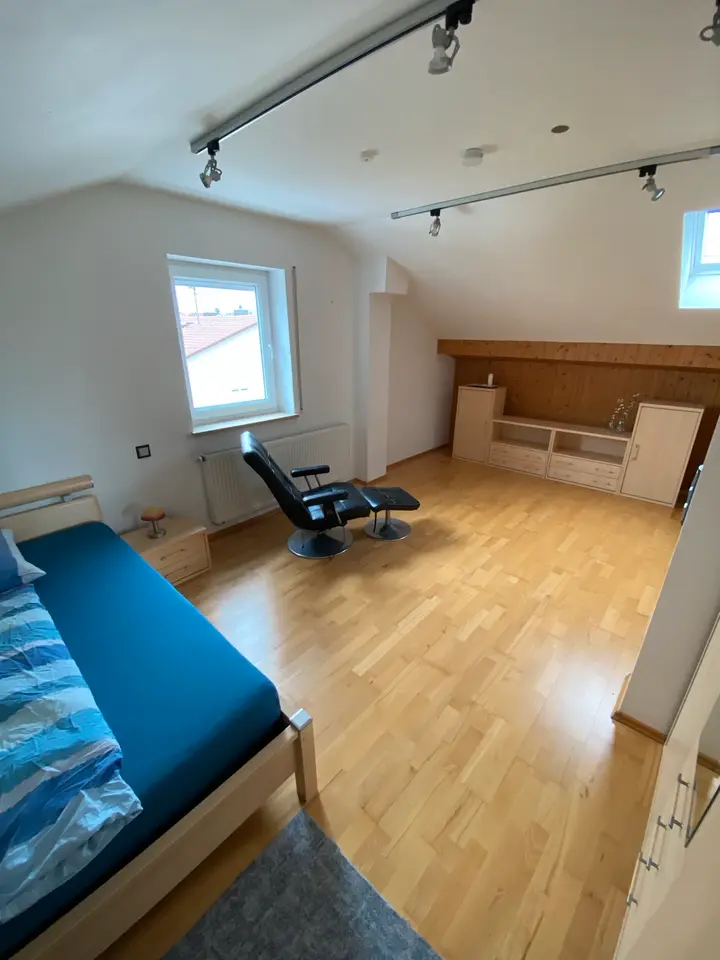 WG-Zimmer mit 100 m² in Ingolstadt – Bild 2