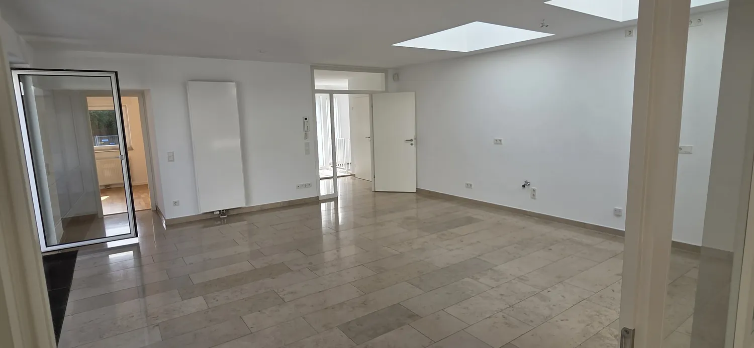 3 Zimmer Haus mit 150 m² in Köln – Bild 7
